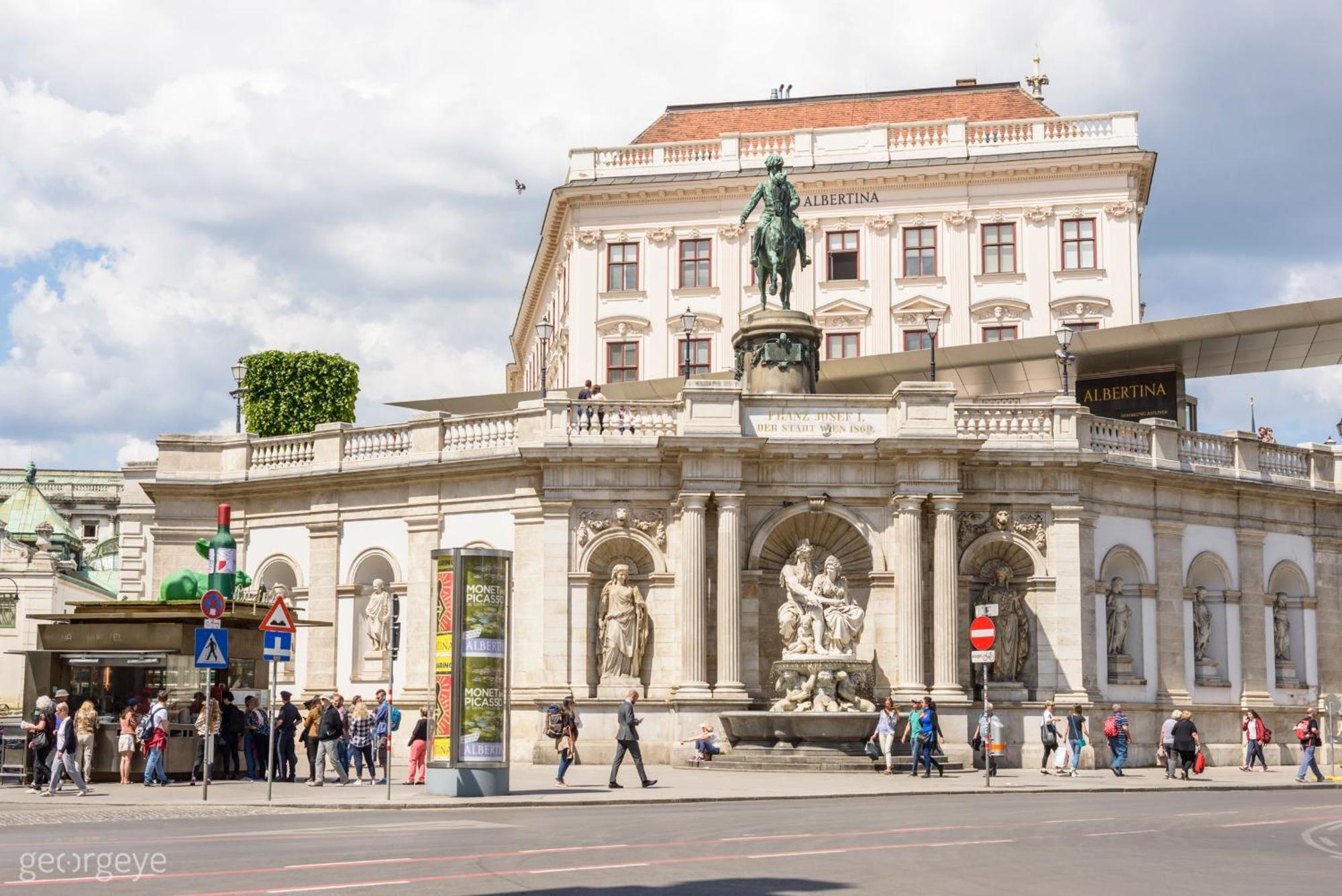 Luxury Suites Liechtenstein Wien Eksteriør billede